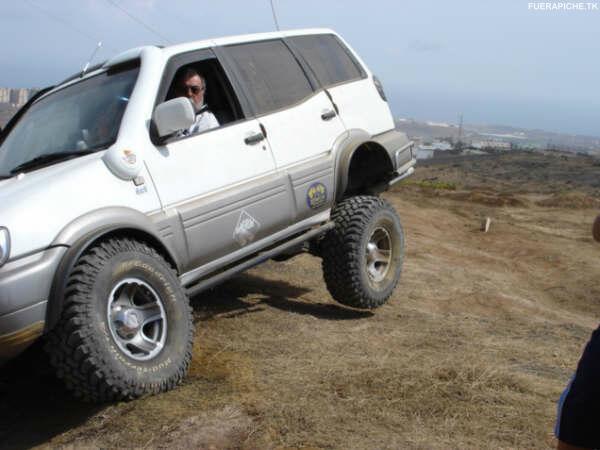 Terrano II 5 puertas preparado 4x4